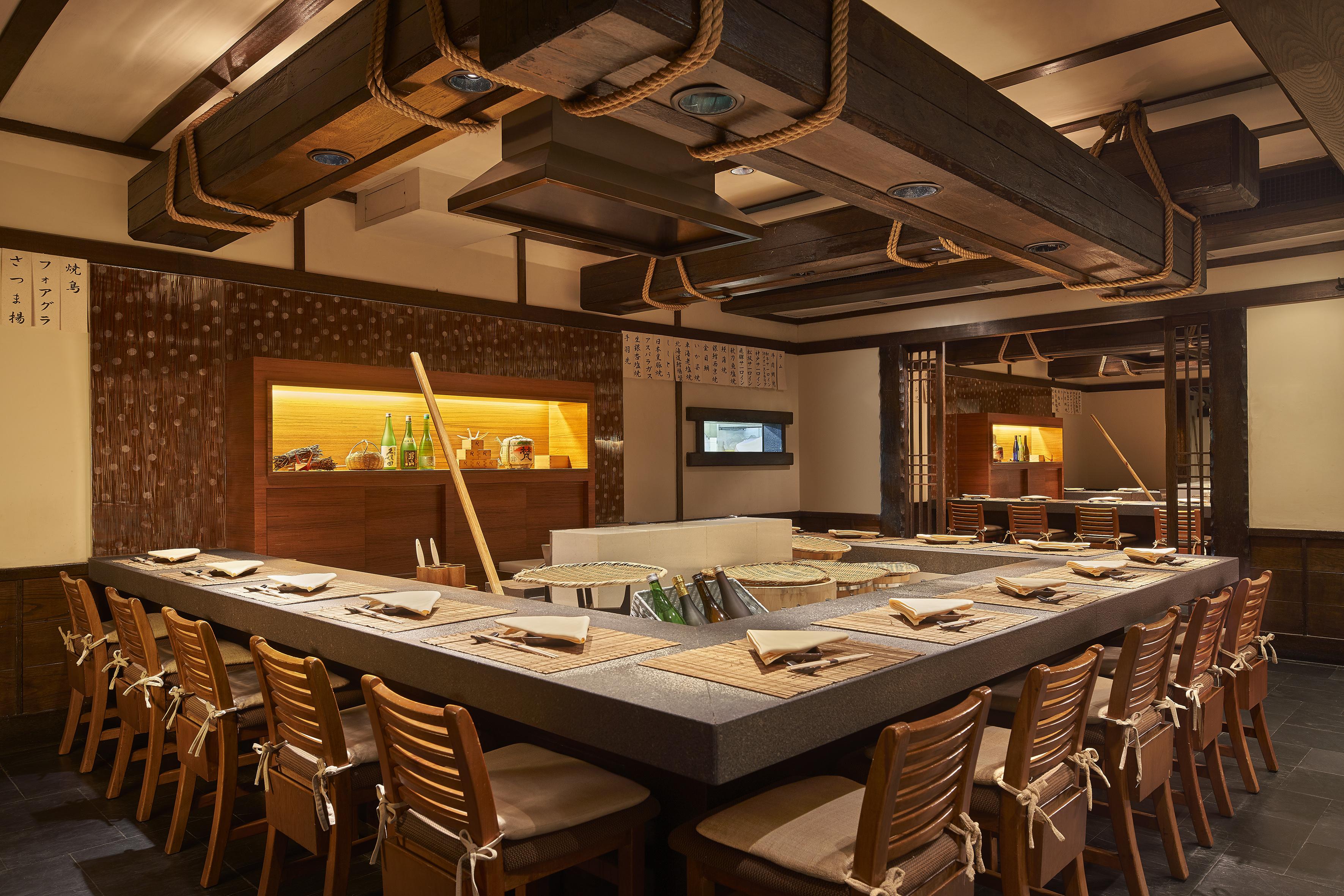 Harbour Grand Kowloon Hotel Hong Kong Ngoại thất bức ảnh Interior of a restaurant in Tokyo