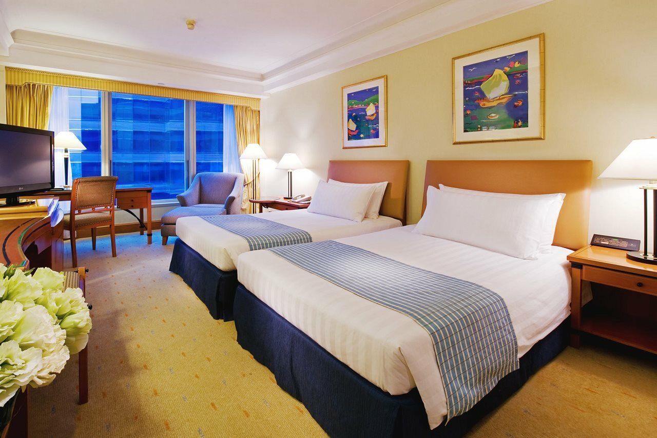 Harbour Grand Kowloon Hotel Hong Kong Ngoại thất bức ảnh A room at the hotel
